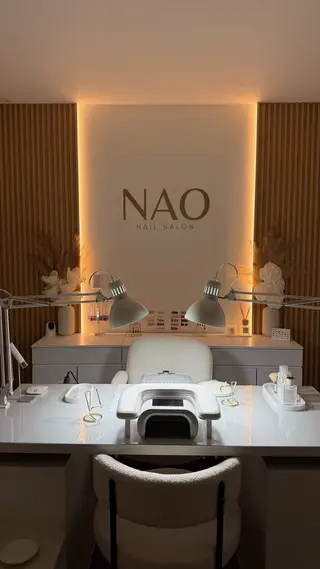 ネイル ナオネイルサロン所属・オトヤ ナオミのネイルデザイン