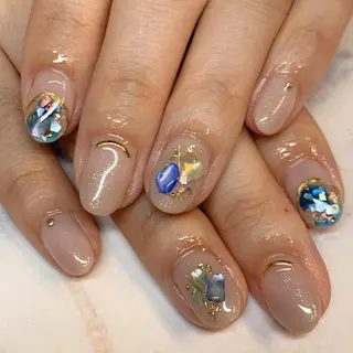 ミディアム .. momoko🕊のネイルデザイン