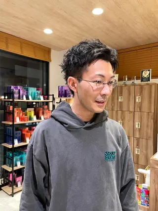 ショート パーマ メンズ 似合わせ レイヤー須川のヘアスタイル