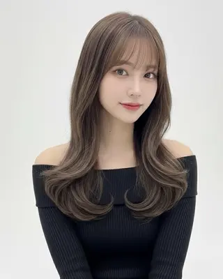 セミロング カラー 赤み消し韓国ヘア レイヤー縮毛🤍渡邉のヘアスタイル