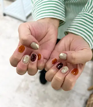 ネイル 吉田 里菜のネイルデザイン