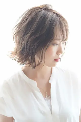 カラー ディレクター ノナカのヘアスタイル