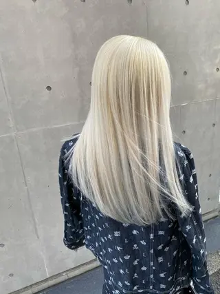 ロング カラー れい🫧 ハイトーン特化のヘアスタイル