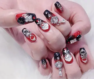 ネイル MoonNail ユリ🌸のネイルデザイン