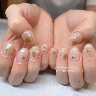 ネイル .. momoko🕊のネイルデザイン