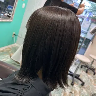 ミディアム 三原 友美のヘアスタイル