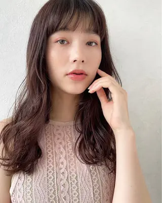 セミロング パーマ 小松崎 結花のヘアスタイル