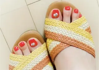 ネイル Lumibona ピールオフ専門店のネイルデザイン