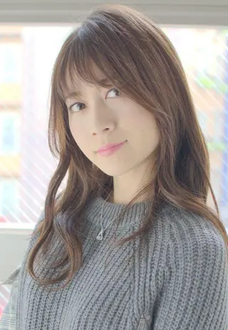セミロング カラー 透明感カラー REIのヘアスタイル