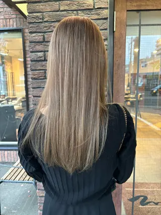 ロング カラー 大町 南のヘアスタイル