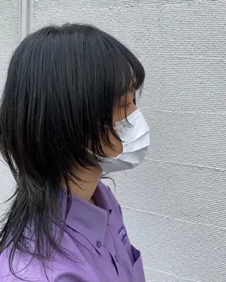 セミロング 中川 茜里のヘアスタイル