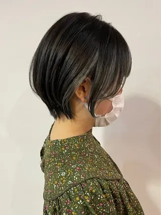 ショート 切りっぱなしボブ/ ブリーチカラー/大塚のヘアスタイル