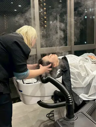 SERIOilo神楽坂店所属・神楽坂|ヘッドスパ |艶髪|松本あきほのヘアスタイル