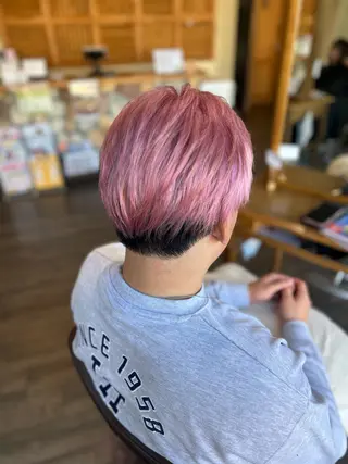 カラー メンズ 井上 花音のヘアスタイル