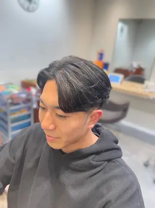 パーマ オオダテ　シノミ ヘッドキュアのヘアスタイル