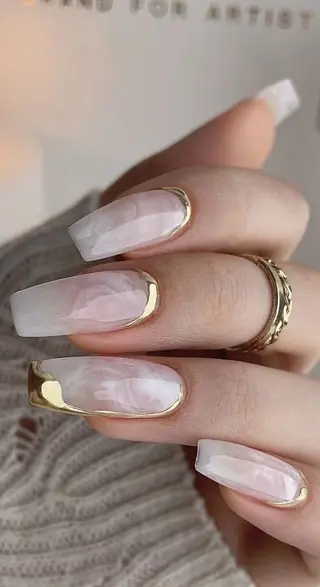 ネイル BROWS/ NAILSの眉毛・アイブロウイメージ