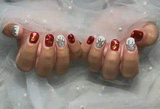 ネイル 佐藤 友里絵のネイルデザイン