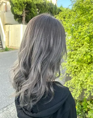 カラー ダブルスキルエクステ /羽エクステ白石宇由のヘアスタイル