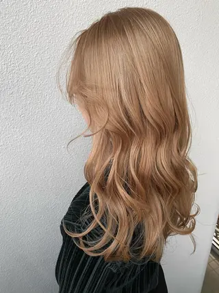 セミロング カラー ブリーチ koheiのヘアスタイル
