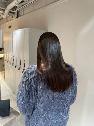 ロング 伊藤 由里奈のヘアスタイル