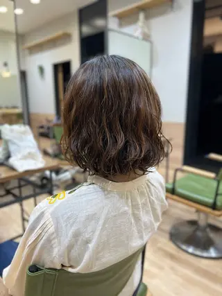 ミディアム パーマ 小田 暉のヘアスタイル