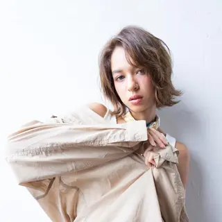 ミディアム ☘️タナアミ ディレクター☘️のヘアスタイル