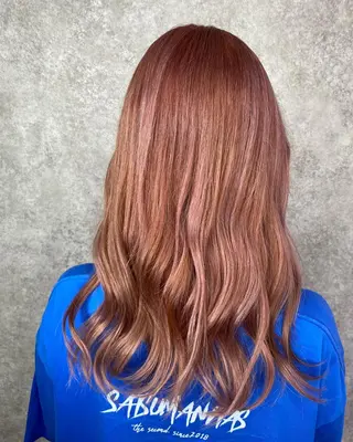 ロング カラー UNDER vr 【アンダーバー】のヘアスタイル