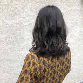セミロング putri店長 和田鈴采のヘアスタイル