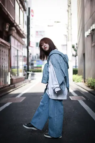 ミディアム Roji 米田 真一のヘアスタイル