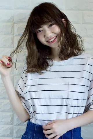 セミロング カラー ヘアアレンジ 🌿‬ ܸAir 透明感🌱西村知佳のヘアスタイル