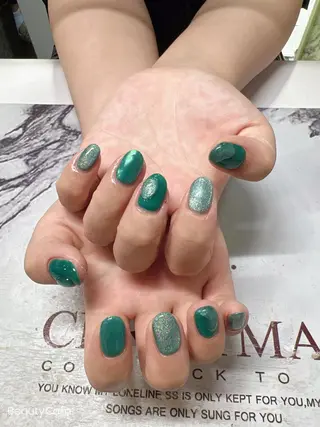 ネイル ガレンドウ 白澤 愛子のネイルデザイン