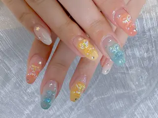 ミディアム 501 naillのネイルデザイン