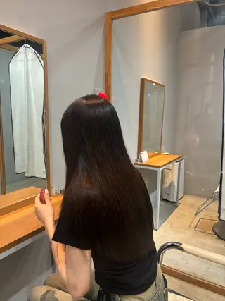 井手上 華のヘアスタイル