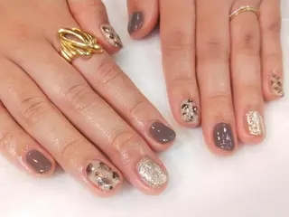 ネイル はばすみれ🎀ﾈｲﾙ 光ﾌｪｲｼｬﾙ ﾍｱのネイルデザイン