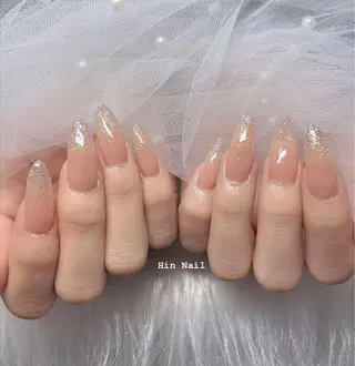ネイル Hin Nailsのネイルデザイン