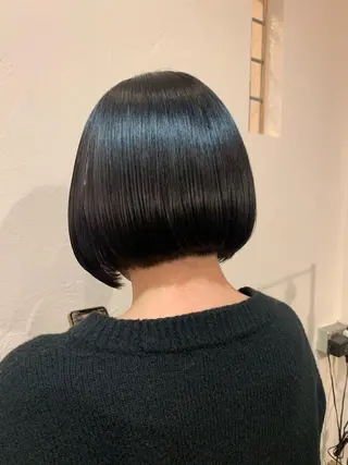 ショート カラー mir MIYUのヘアスタイル