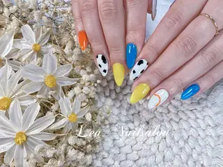 セミロング カラー ネイル Le’a NailSalonのネイルデザイン