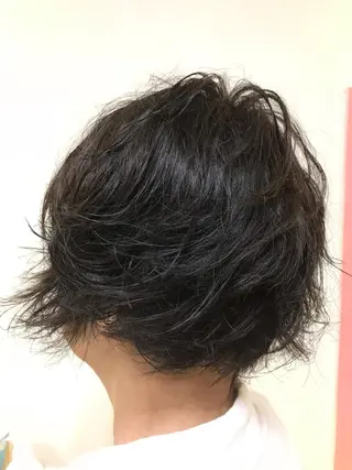 ショート カラー パーマ 横田 尚登のヘアスタイル