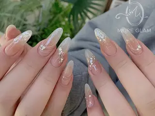 ネイル More Glam 池袋東口店のネイルデザイン
