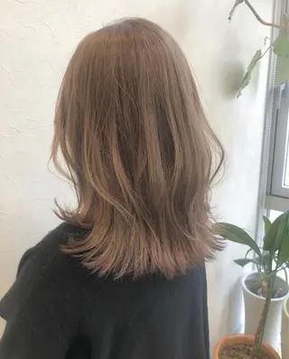 セミロング カラー nakahara madokaのヘアスタイル