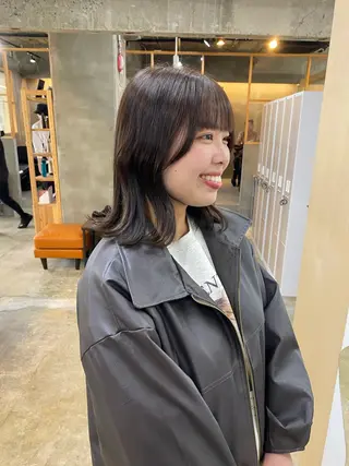 ミディアム カラー シミズ アスカのヘアスタイル