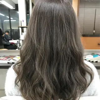 ロング カラー ハタケヤマヨシキ ／BOOTHのヘアスタイル