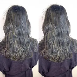 ロング カラー 韓国レイヤーカット/ ダブルカラーのヘアスタイル