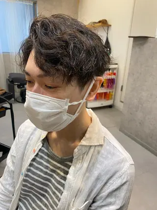 ミディアム パーマ 似合う髪型が 分からない方へのヘアスタイル