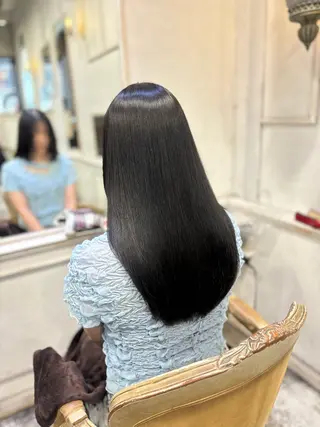 ロング 美髪矯正 透明感 カラー⭐️ユウキのヘアスタイル