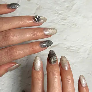 ネイル REVIA nailのネイルデザイン