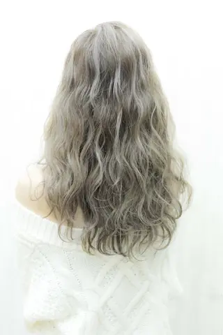 ロング 北本/髪質改善/店長 岩渕 元気のヘアスタイル