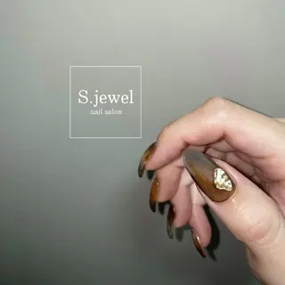 ネイル S. JEWELのネイルデザイン