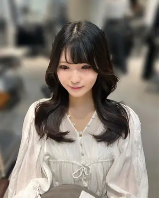ロング ninaアイドル前髪 ×透明感🎀のヘアスタイル