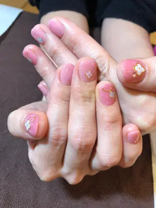 ネイル 白石 百合子のエステ・リラクイメージ